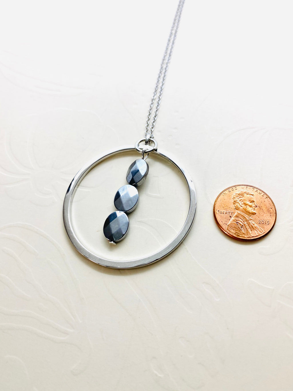 Silver Plated Circular Pendant Necklace, Faceted Bead Accent, 30 Inch