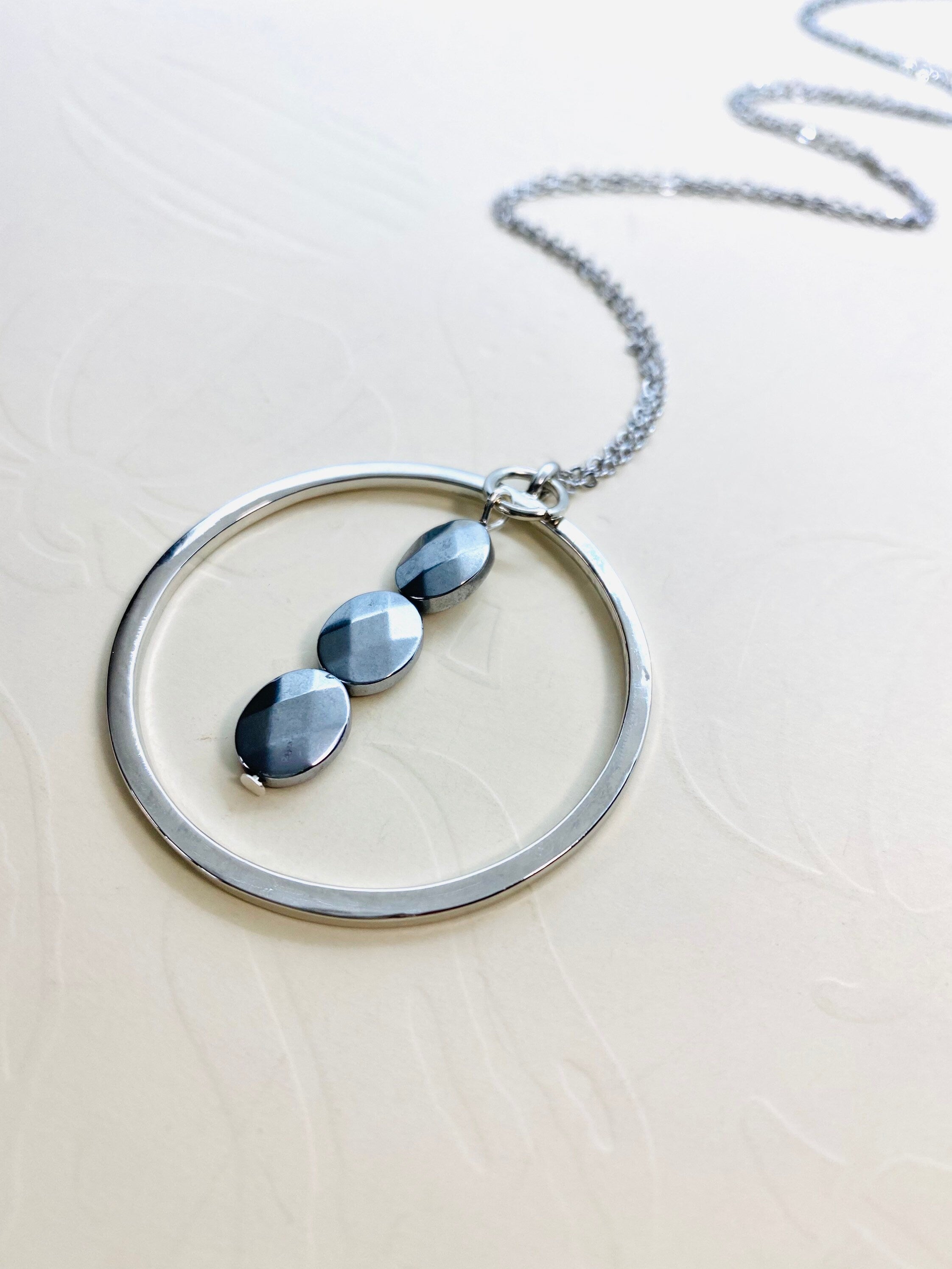 Silver Plated Circular Pendant Necklace, Faceted Bead Accent, 30 Inch